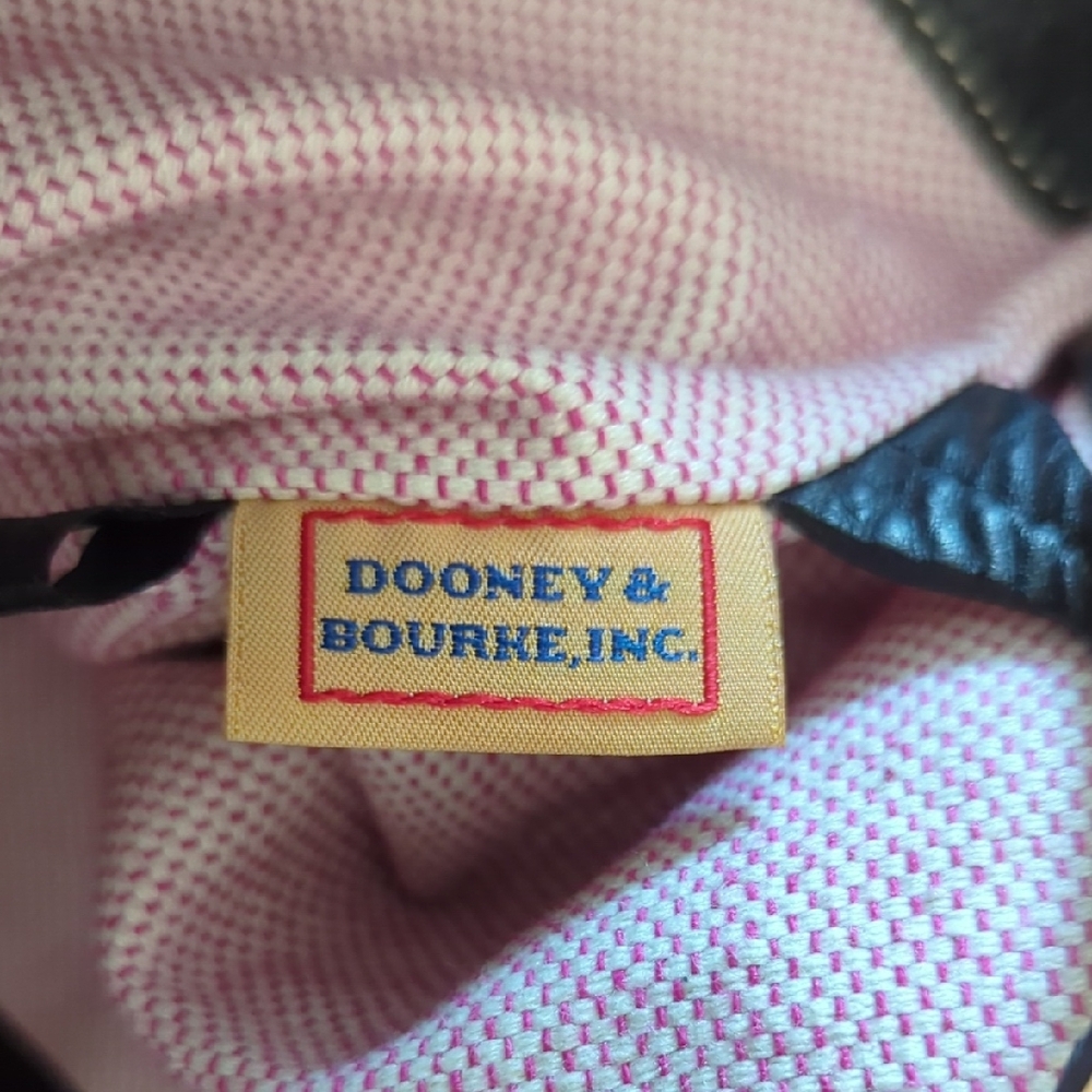 Dooney & Bourke Black Leather Shoulder Bag - Picture 9 of 11